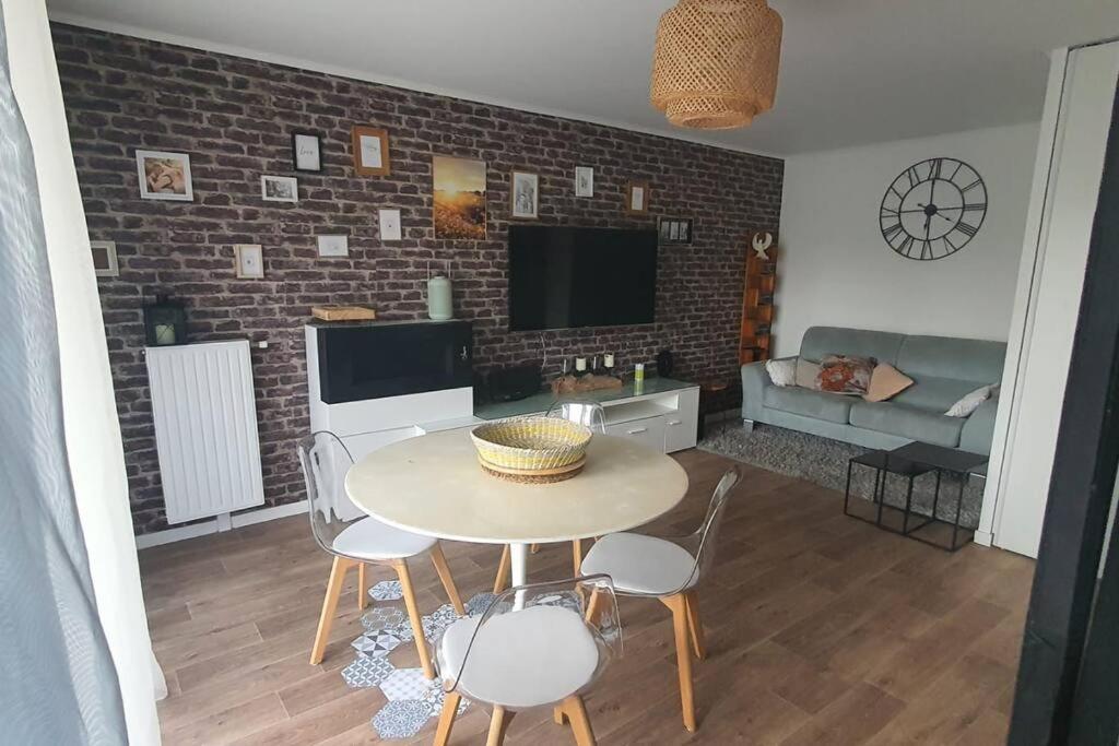 Appartement T3 A Saint-Denis المظهر الخارجي الصورة